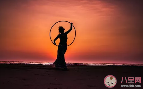 不会掉的呼啦圈真的可以减肥吗 天天转呼啦圈肚子能变小