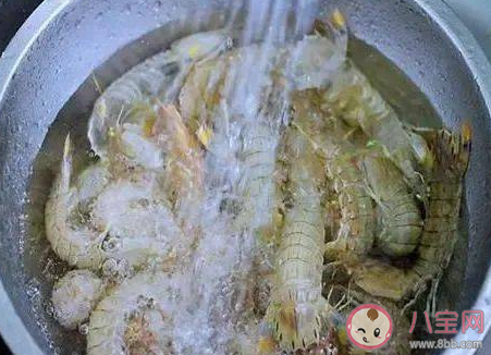 去超市挑选冷链食品时为减少病毒传染风险最好 蚂蚁庄园小课堂1月28日答案