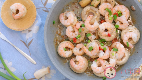 虾仁冷冻一年还能不能吃 虾仁冻久了发白还能吃吗 虾仁冷冻一年还能不能吃 虾仁冻久了发白还能吃吗