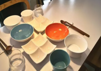 彩色陶瓷碗有颜色会影响健康吗 彩色陶瓷碗有毒吗