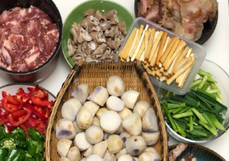 2021吃团年饭怎么发朋友圈 适合年夜饭走心文案句子