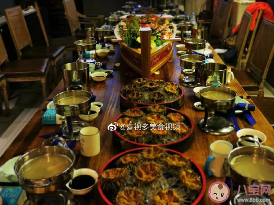 2021和家人吃年夜饭的说说 一家人吃团圆饭心情句子大全