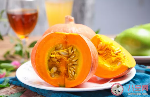 长南瓜和圆南瓜的区别到底在哪里 长南瓜和圆南瓜的营养价值一样吗