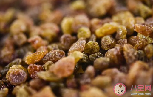 葡萄干发涩发苦是什么原因 葡萄干和桃子能一起吃吗