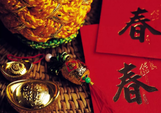 一个人过年是种什么体验 第一次一个人过年的心情说说句子