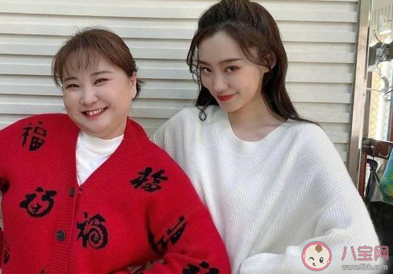 2021张小斐毛衣什么牌子的 张小斐春晚同款穿搭多少钱