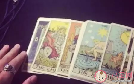 塔罗牌占卜骗局有哪些 塔罗牌占卜的骗局套路