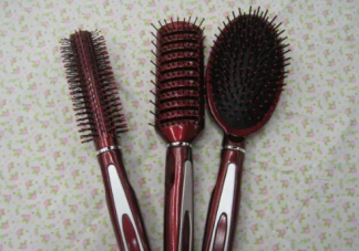 梳子上有一股头油的味道怎么洗 哪种梳子梳头发最好