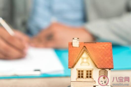 年轻人买房应该靠家里吗 年轻人靠父母买房是啃老吗