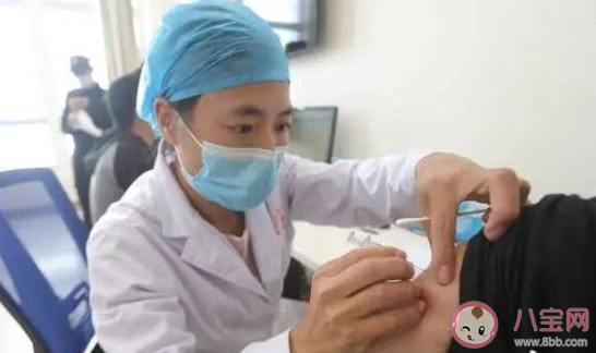 接种完新冠疫苗后是否可以洗澡 新冠疫苗接种注意事项大全