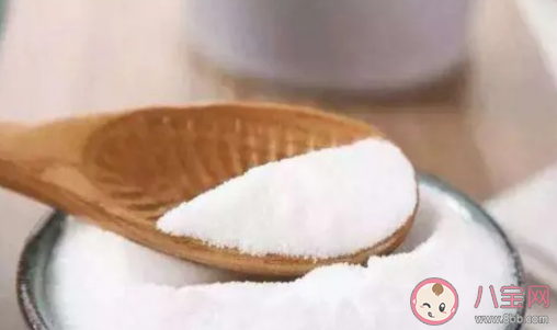 盐水真的能祛油漆味吗 油漆干了多久没有毒