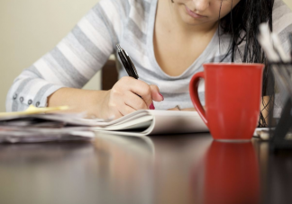 全职太太的权益该如何保护 为什么不建议女性做全职太太