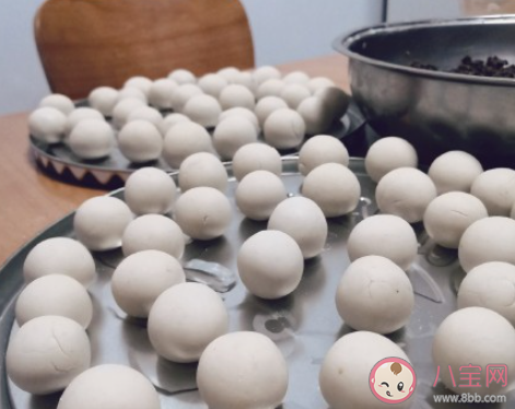 元宵节自己做汤圆的朋友圈文案 元宵节自制汤圆的朋友圈句子