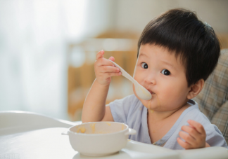 小朋友晚上吃饭要吃七八分饱吗 宝宝合理饮食的建议