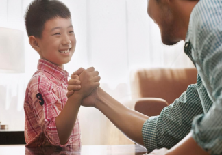 孩子不听话比大吼大叫更管用的方法是什么 8个管教技巧