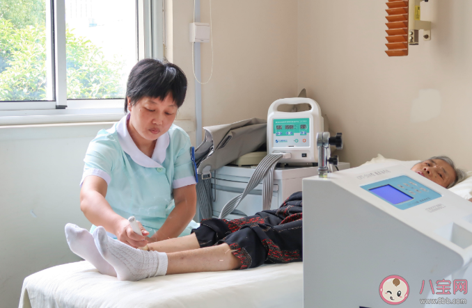 送父母去养老院就是不孝吗 挑选养老院要从哪几个方面进行考察