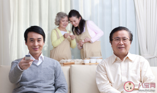 父母为什么不理解我们的累 为什么年轻人会如此的累