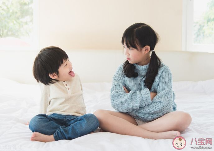 代表建议注重性别差异教育 男人和女人应该有标准的样子吗