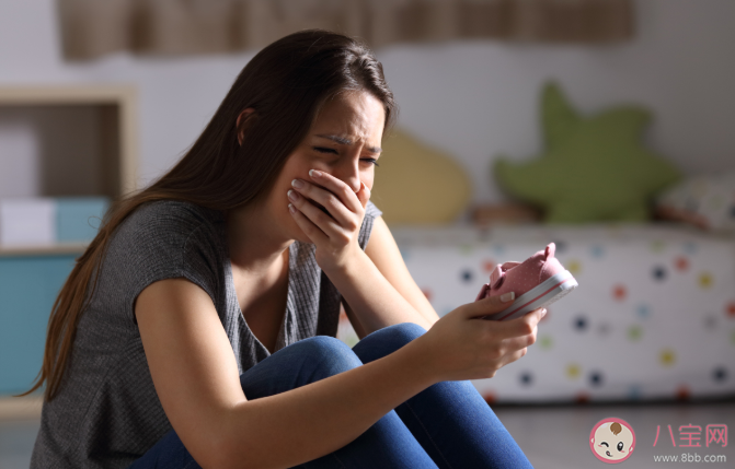 委员建议完善女性分娩前后抑郁筛查 分娩前后抑郁筛查重要吗