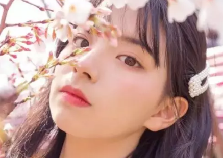 春天樱花季必学的拍照技巧 赏樱花拍照姿势推荐