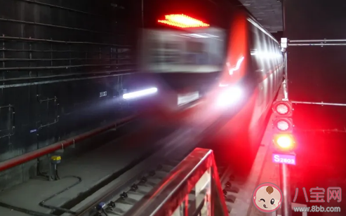 铁路的绿色信号灯代表什么 蚂蚁庄园3月17答案