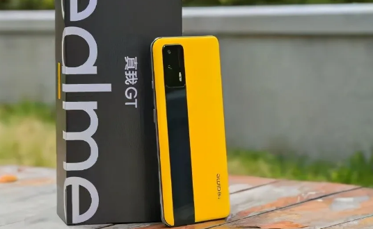 neo5和realmeGT哪个好 neo5和realmeGT参数对比