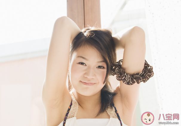 女生为什么也会长喉结 女生长喉结可以消除吗 女生为什么也会长喉结 女生长喉结可以消除吗