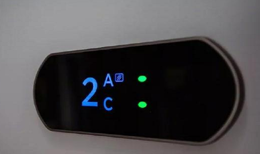 复兴号座位提示灯有几种 高铁上的红绿黄灯什么意思