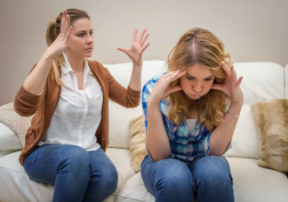 易怒的父母会养出什么性格的孩子 家长的情绪决定孩子的性格