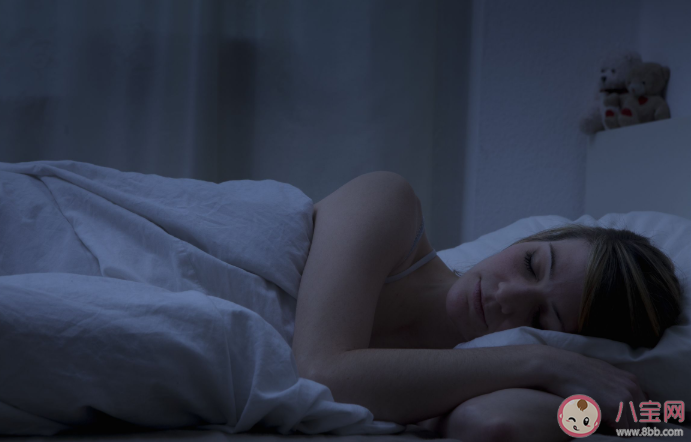 睡眠一定8个小时才健康吗 睡眠不足怎样影响日常生活的
