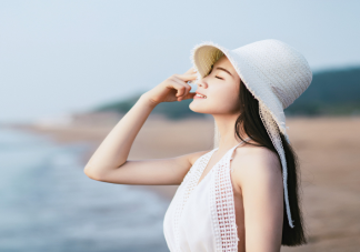 女孩遇到危险如何自救 在不同场景下如何保护自己