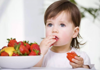 宝宝只吃水果不吃辅食怎么办 如何解决婴儿偏食问题