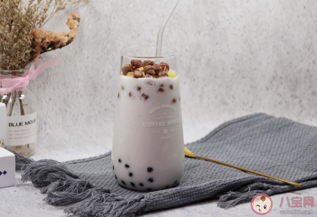 宝宝几岁可以喝奶茶 小孩喝奶茶对身体有什么坏处