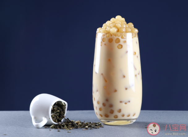 宝宝几岁可以喝奶茶 小孩喝奶茶对身体有什么坏处
