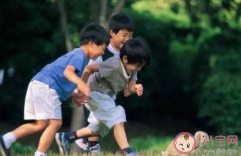 今天我们如何教育男孩 教育男孩最重要的是什么