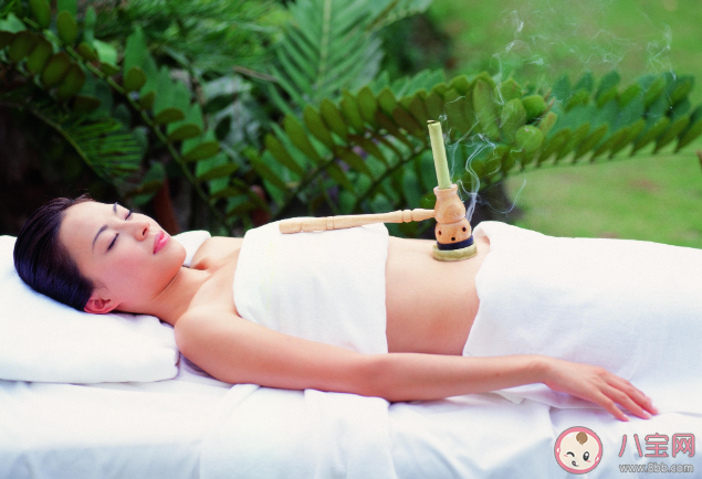 艾灸后月经一直不来是怎么回事 艾灸会影响月经推迟吗 艾灸后月经一直不来是怎么回事 艾灸会影响月经推迟吗