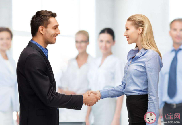 如何快速与新同事拉近关系 和同事相处注意事项