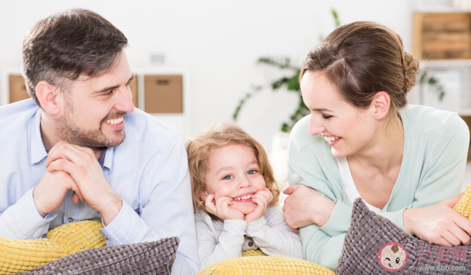 哪几类父母对孩子成长不利 做一个好父母应该学会的六个字