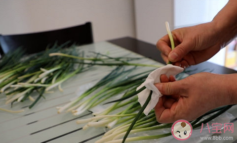 购买到掉色香葱怎么办 染色香葱如何辨别