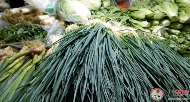 买到掉色香葱还能吃吗 买到掉色香葱怎么清洗