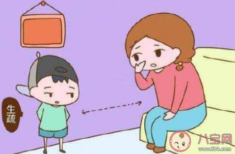 父母回避型沟通对孩子的影响有多大 父母和孩子沟通的正确方式是什么