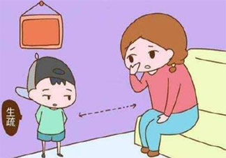 父母回避型沟通对孩子的影响有多大 父母和孩子沟通的正确方式是什么