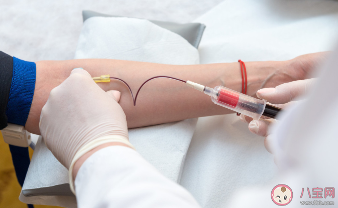 抽血前一天怎么吃更合适 空腹抽血到底要禁食多久 抽血前一天怎么吃更合适 空腹抽血到底要禁食多久