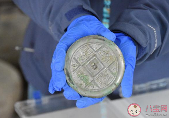 2000多年西汉铜镜仍光可鉴人是怎么回事 铜镜最长保存时间是多久 2000多年西汉铜镜仍光可鉴人是怎么回事 铜镜最长保存时间是多久