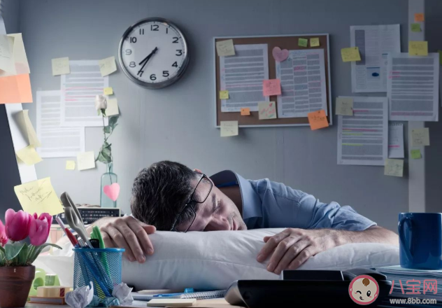 男性长时间熬夜有什么危害 应该怎么做