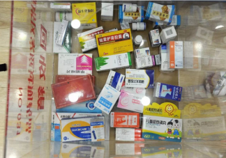 家里的药过期了还没吃完能直接扔吗 过期药品怎么处理