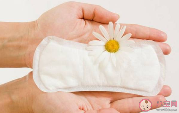 非月经期用护垫好吗 使用护垫时应注意什么 非月经期用护垫好吗 使用护垫时应注意什么