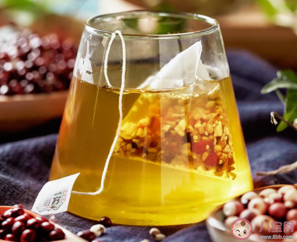 喝红豆薏米茶牙齿会不会变黄 黄色的茶会让牙齿变黄吗 喝红豆薏米茶牙齿会不会变黄 黄色的茶会让牙齿变黄吗