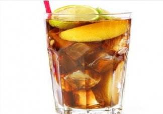 可口可乐和百事可乐哪个更好喝 可口可乐和百事可乐味道有什么区别