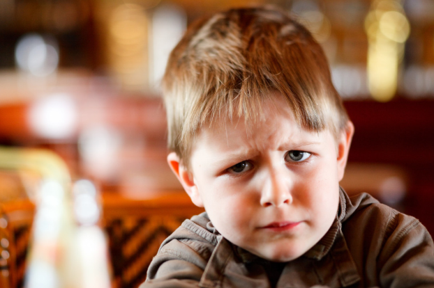 教育惩戒中刻意孤立是如何界定的 孩子被老师孤立怎么办 教育惩戒中刻意孤立是如何界定的 孩子被老师孤立怎么办